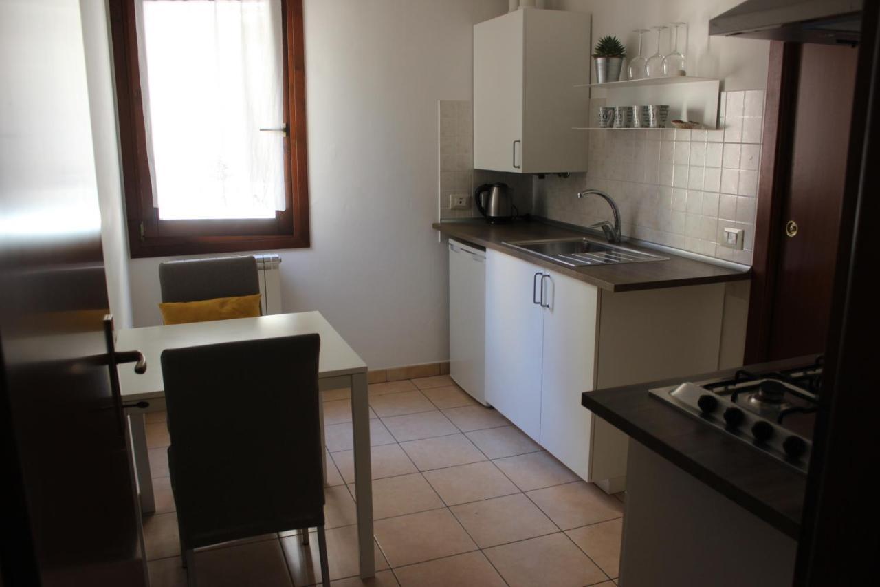 Casa Vacanze Giorgetta 2-3 Piano คิออกเจีย ภายนอก รูปภาพ